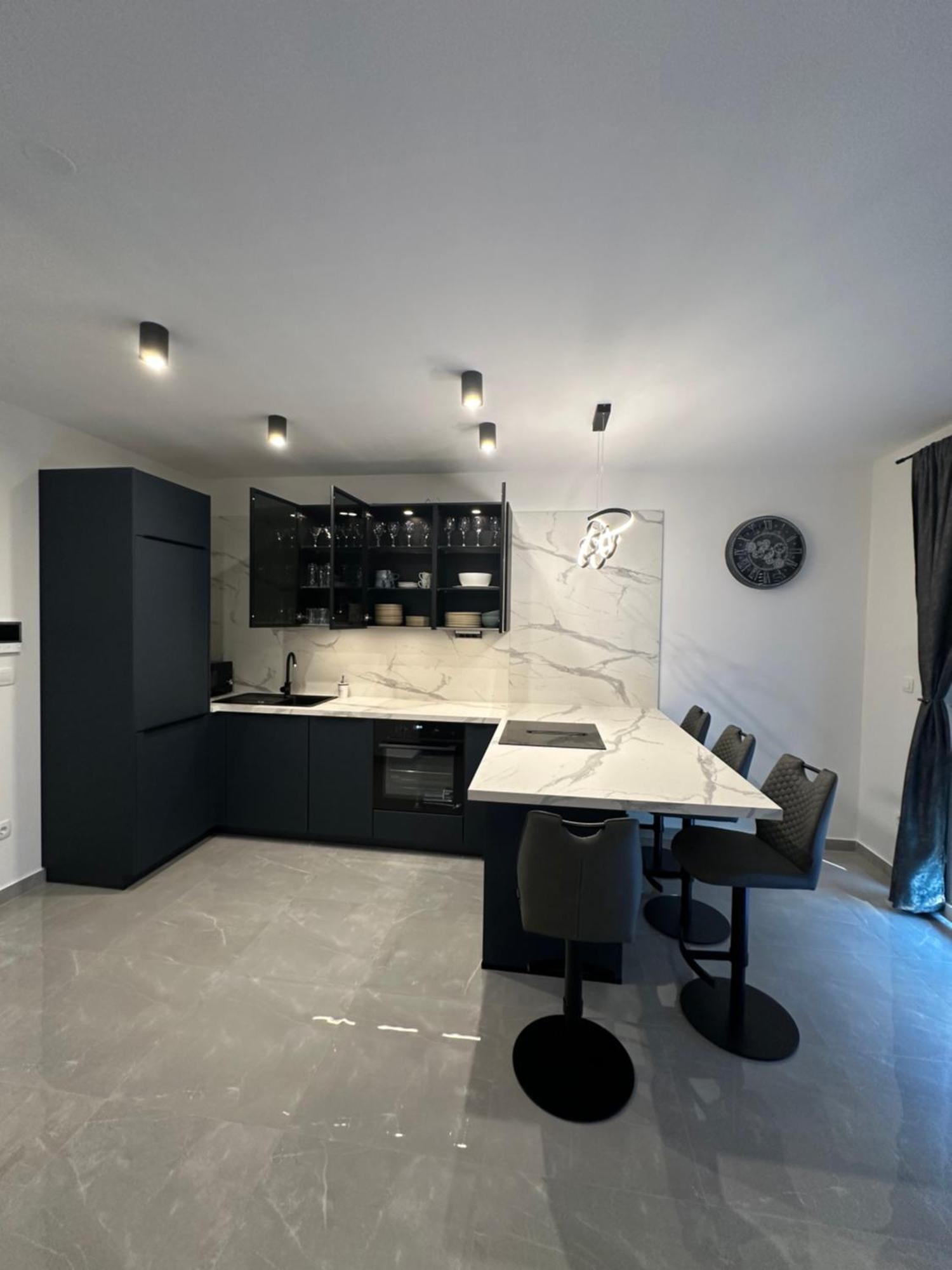 Lux Apartma Kastela