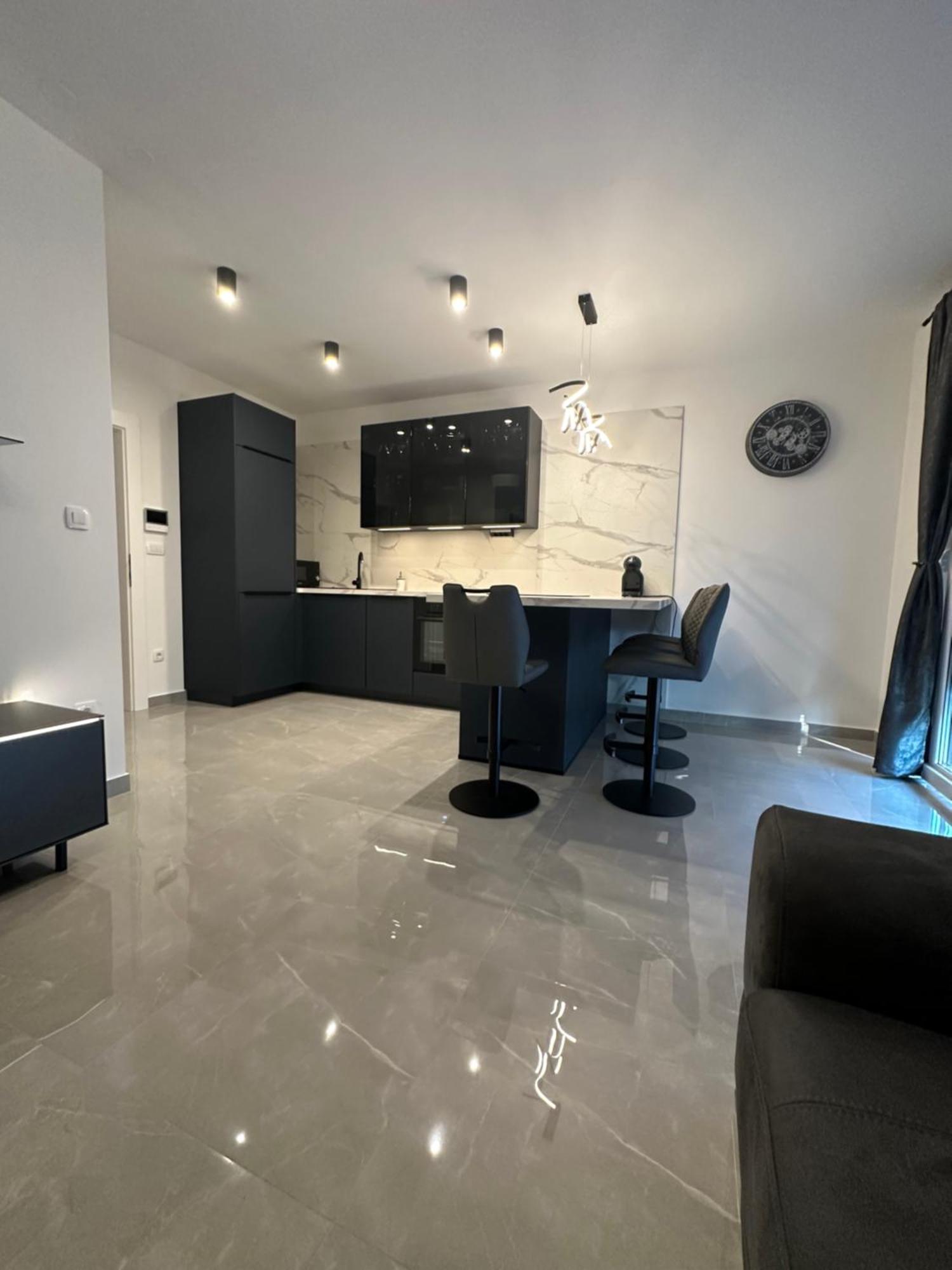 Apartma Lux *